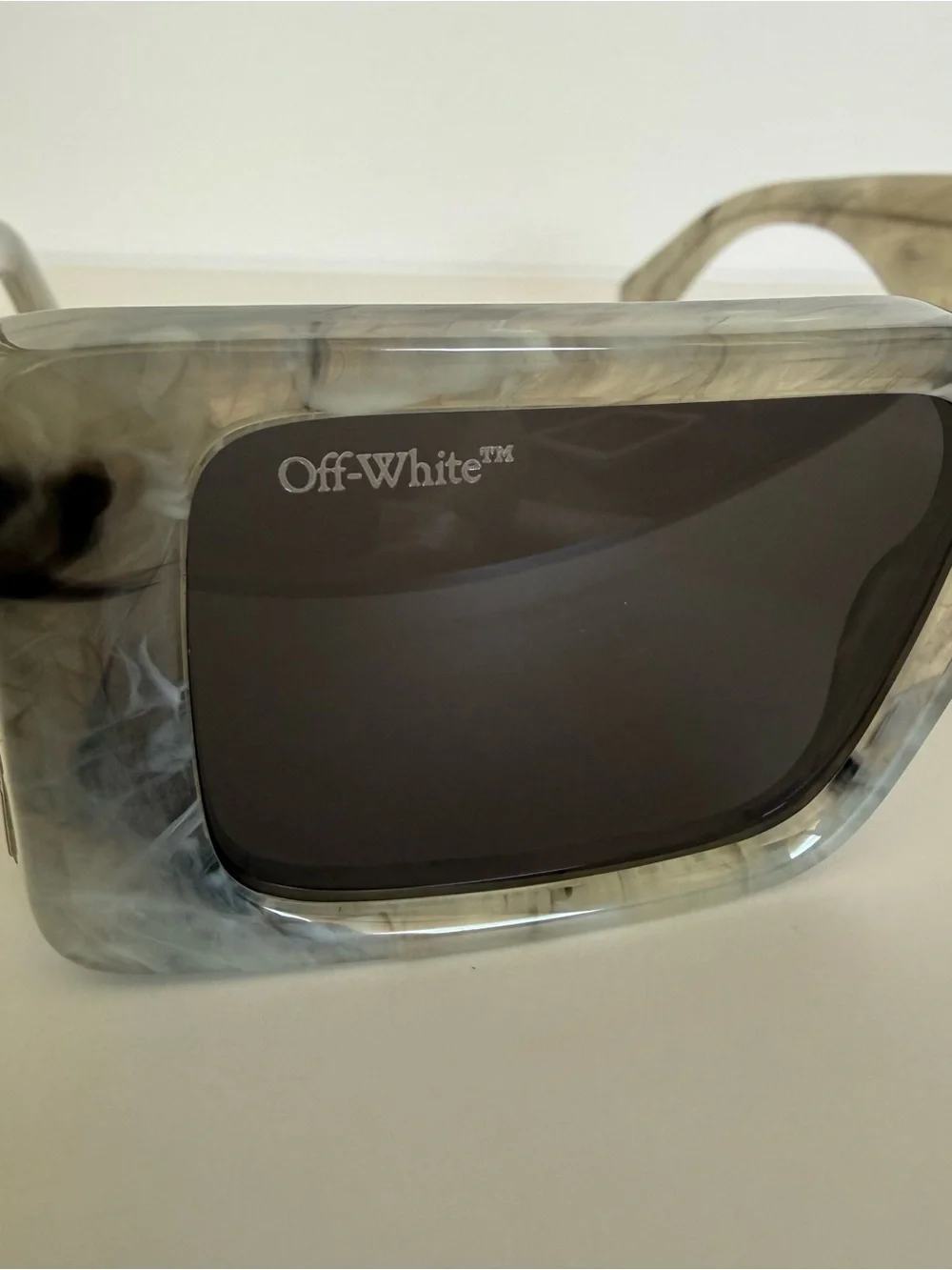 NEW!!! Off-White unisex sunglasses OERI097 0807 Authentic